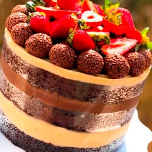 Bolo Sensação de Morango e Brigadeiro